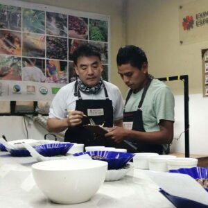 Edvin Francisco Bravo Mateo＆周承翰